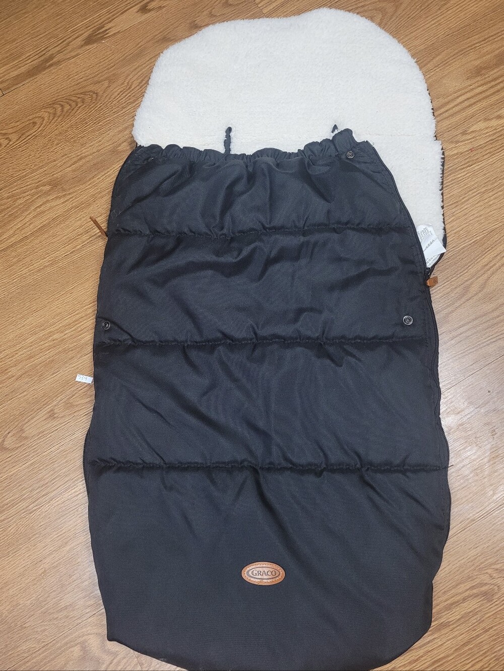 Graco Deluxe Stroller Foot Muff Winter Blanket Black White Universal